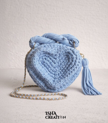 Heart Charm Crochet Handbag – Baby Blue